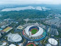 什么是“环境诱导下注”？（“环境诱导下注”指的是什么？）